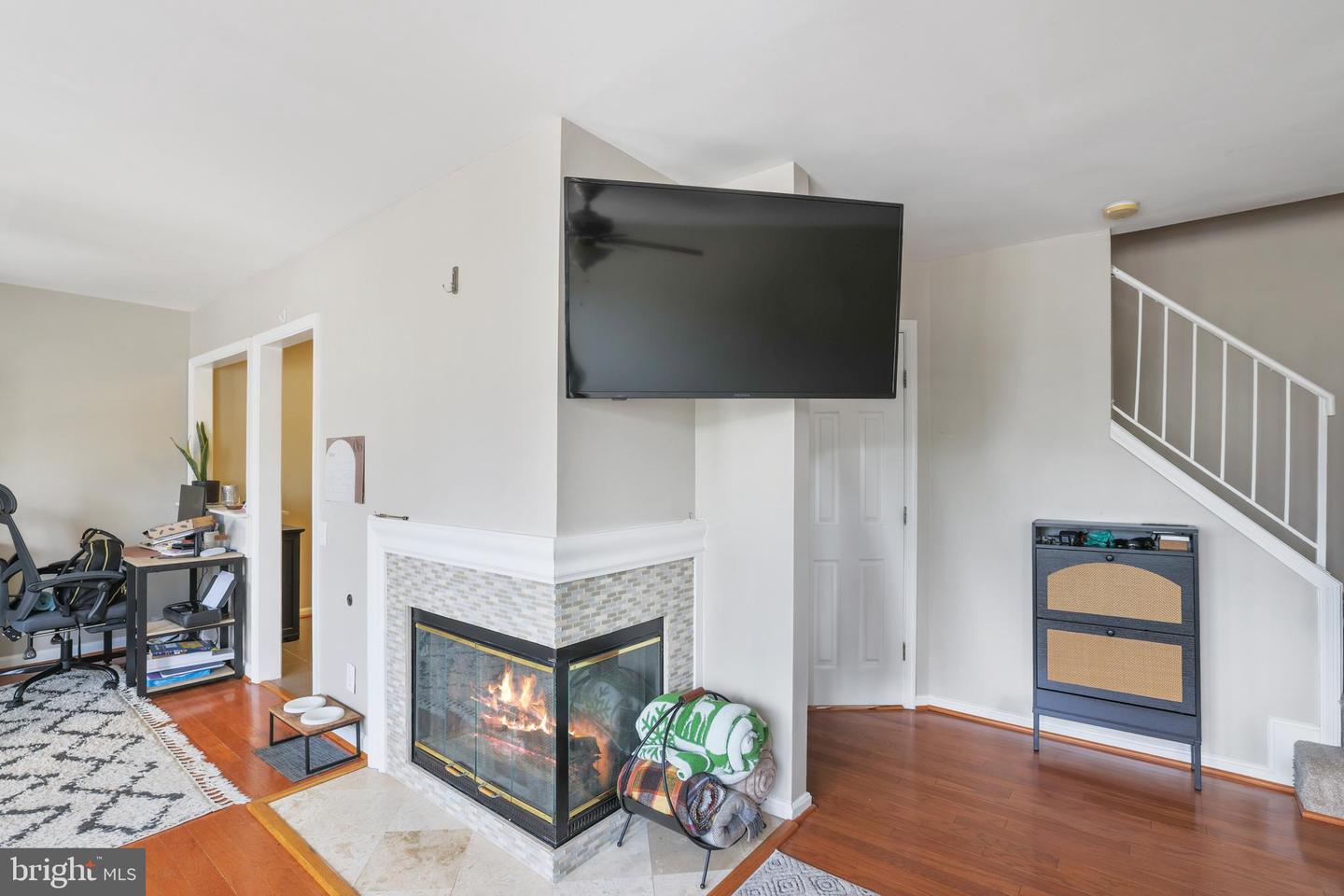 9230 CARDINAL FOREST LN #301, LORTON, Virginia 22079, 2 Bedrooms Bedrooms, ,1 BathroomBathrooms,Residential,For sale,9230 CARDINAL FOREST LN #301,VAFX2246804 MLS # VAFX2246804