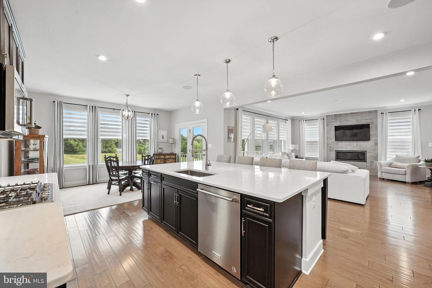 106 DIZEREGA CT SW, LEESBURG, Virginia 20175, 5 Bedrooms Bedrooms, ,4 BathroomsBathrooms,Residential,For sale,106 DIZEREGA CT SW,VALO2100164 MLS # VALO2100164