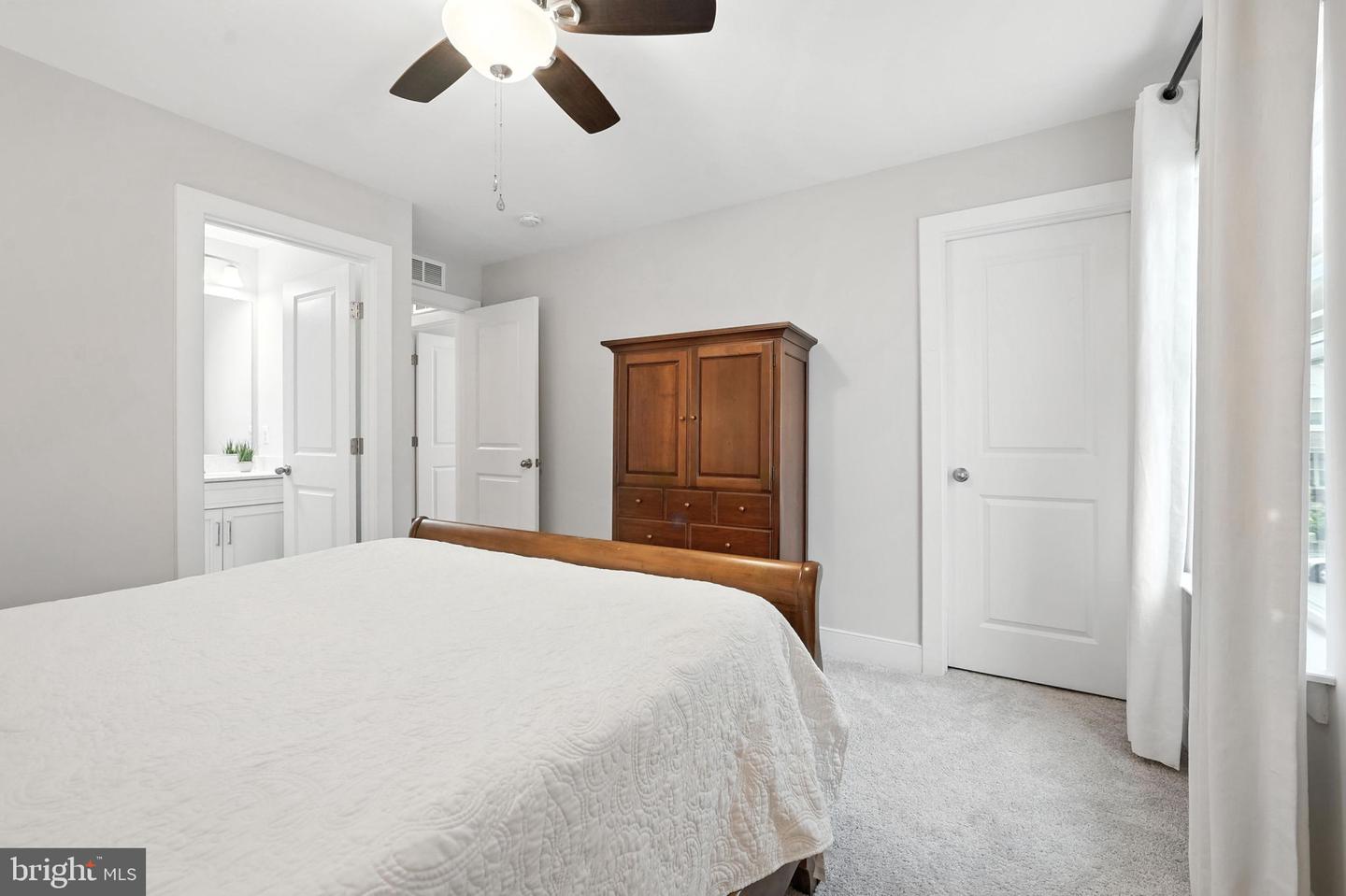 106 DIZEREGA CT SW, LEESBURG, Virginia 20175, 5 Bedrooms Bedrooms, ,4 BathroomsBathrooms,Residential,For sale,106 DIZEREGA CT SW,VALO2100164 MLS # VALO2100164