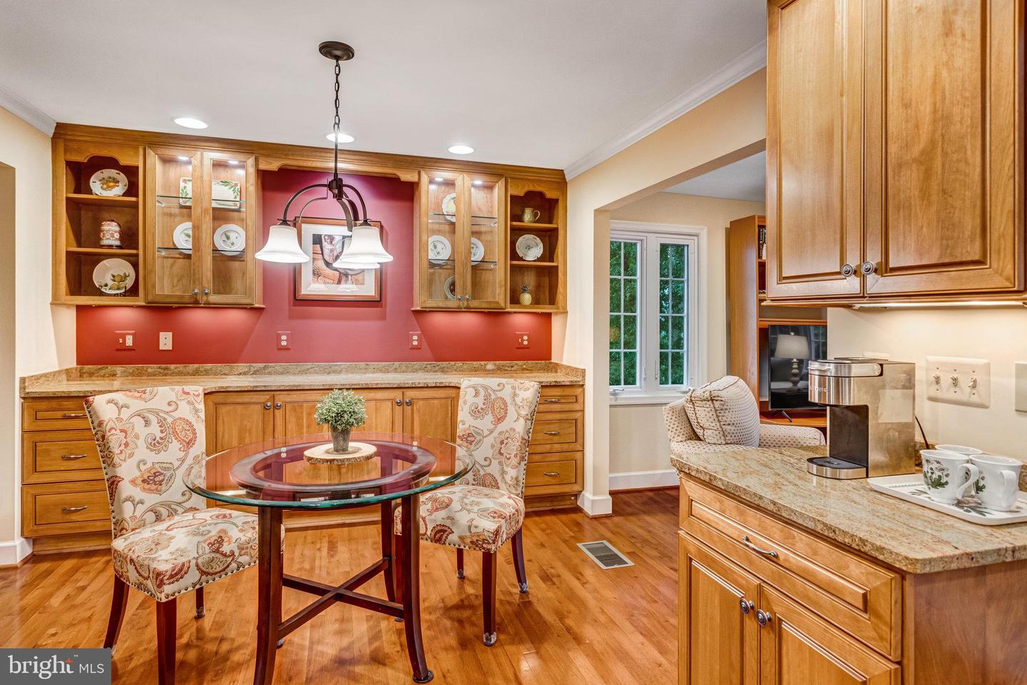 11961 GOVERNORS CT, WOODBRIDGE, Virginia 22192, 4 Bedrooms Bedrooms, ,2 BathroomsBathrooms,Residential,For sale,11961 GOVERNORS CT,VAPW2097740 MLS # VAPW2097740