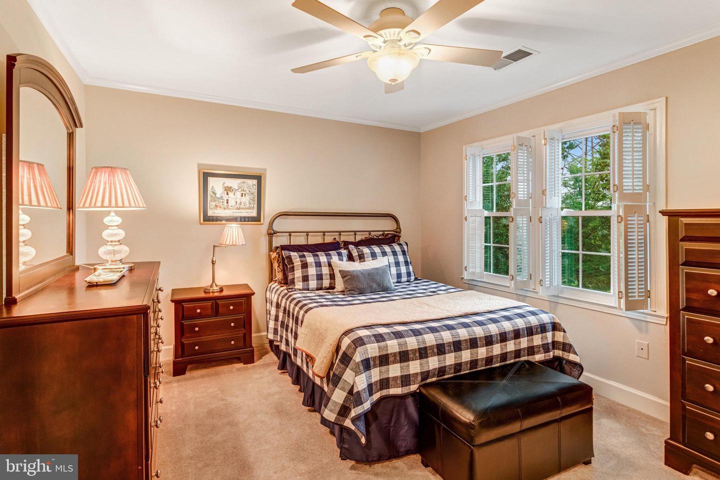 11961 GOVERNORS CT, WOODBRIDGE, Virginia 22192, 4 Bedrooms Bedrooms, ,2 BathroomsBathrooms,Residential,For sale,11961 GOVERNORS CT,VAPW2097740 MLS # VAPW2097740