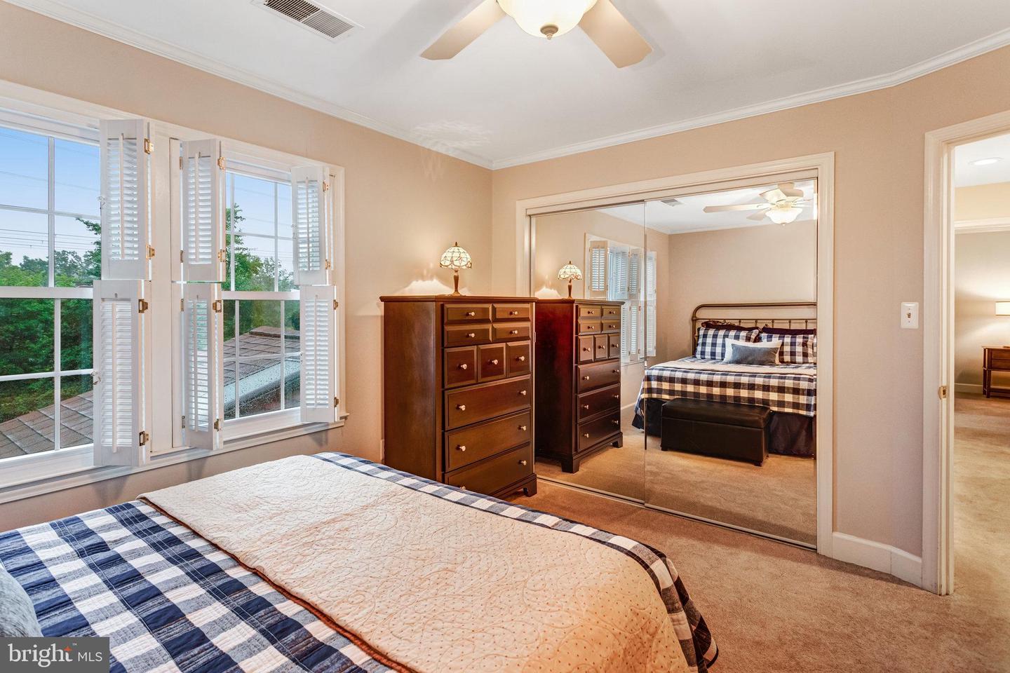 11961 GOVERNORS CT, WOODBRIDGE, Virginia 22192, 4 Bedrooms Bedrooms, ,2 BathroomsBathrooms,Residential,For sale,11961 GOVERNORS CT,VAPW2097740 MLS # VAPW2097740