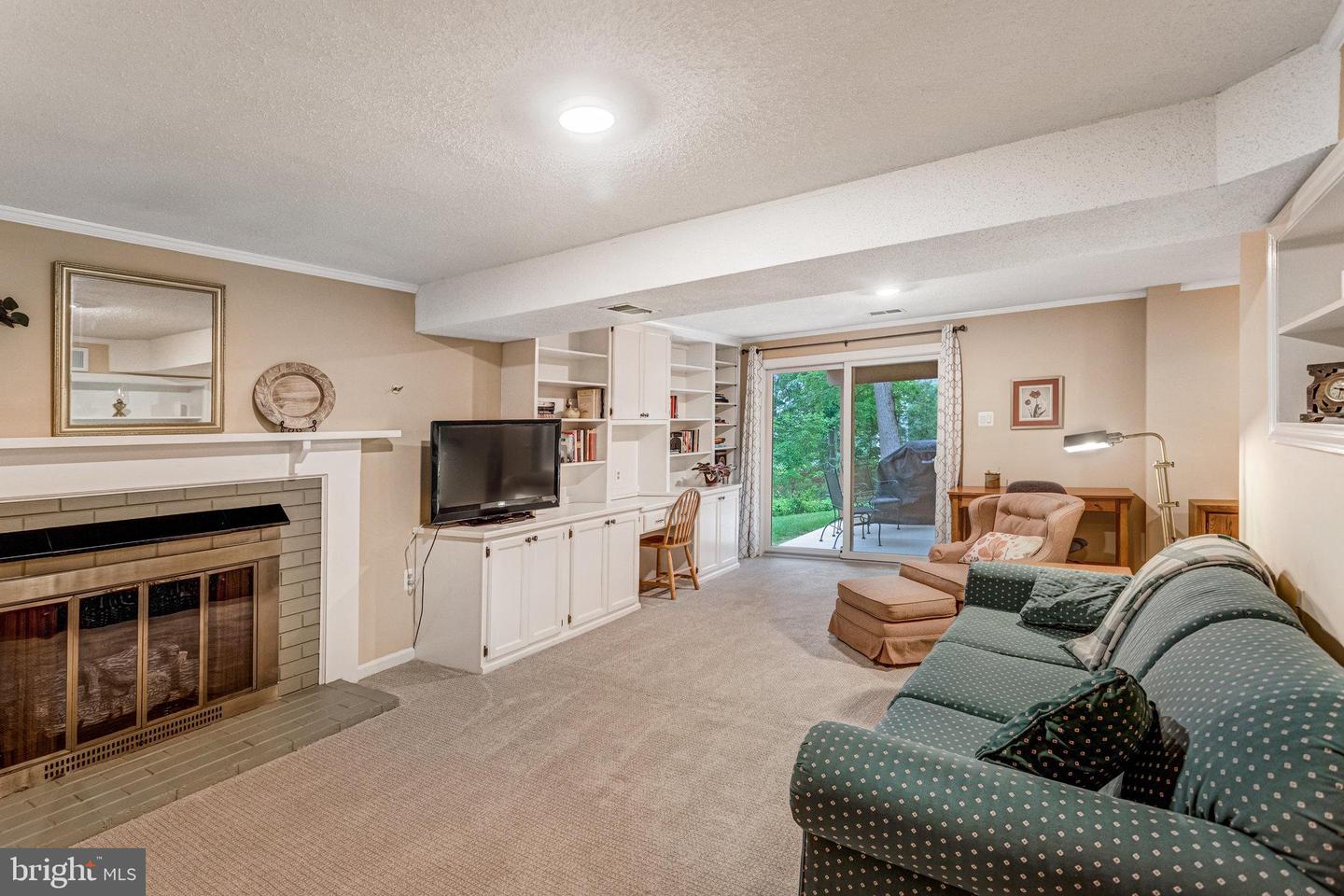 11961 GOVERNORS CT, WOODBRIDGE, Virginia 22192, 4 Bedrooms Bedrooms, ,2 BathroomsBathrooms,Residential,For sale,11961 GOVERNORS CT,VAPW2097740 MLS # VAPW2097740