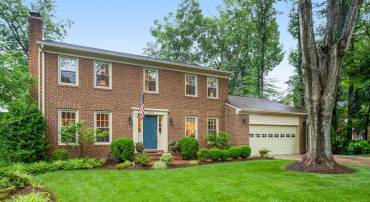 11961 GOVERNORS CT, WOODBRIDGE, Virginia 22192, 4 Bedrooms Bedrooms, ,2 BathroomsBathrooms,Residential,For sale,11961 GOVERNORS CT,VAPW2097740 MLS # VAPW2097740