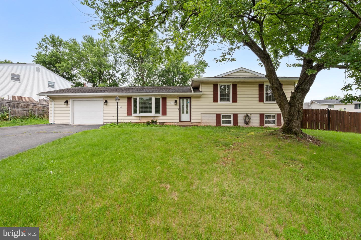 800 N CROYDON ST, STERLING, Virginia 20164, 5 Bedrooms Bedrooms, ,3 BathroomsBathrooms,Residential,For sale,800 N CROYDON ST,VALO2100314 MLS # VALO2100314