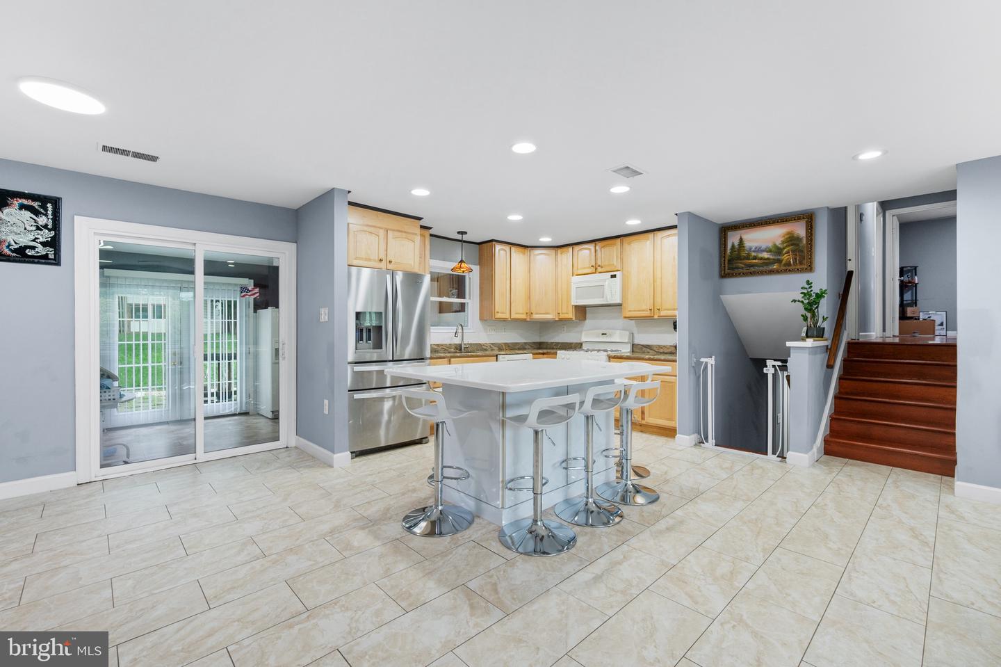 800 N CROYDON ST, STERLING, Virginia 20164, 5 Bedrooms Bedrooms, ,3 BathroomsBathrooms,Residential,For sale,800 N CROYDON ST,VALO2100314 MLS # VALO2100314