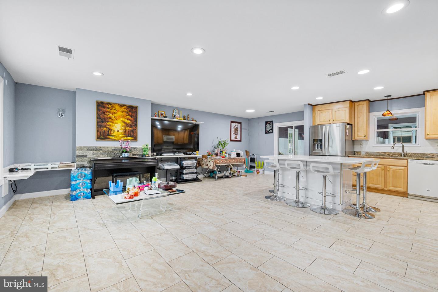 800 N CROYDON ST, STERLING, Virginia 20164, 5 Bedrooms Bedrooms, ,3 BathroomsBathrooms,Residential,For sale,800 N CROYDON ST,VALO2100314 MLS # VALO2100314