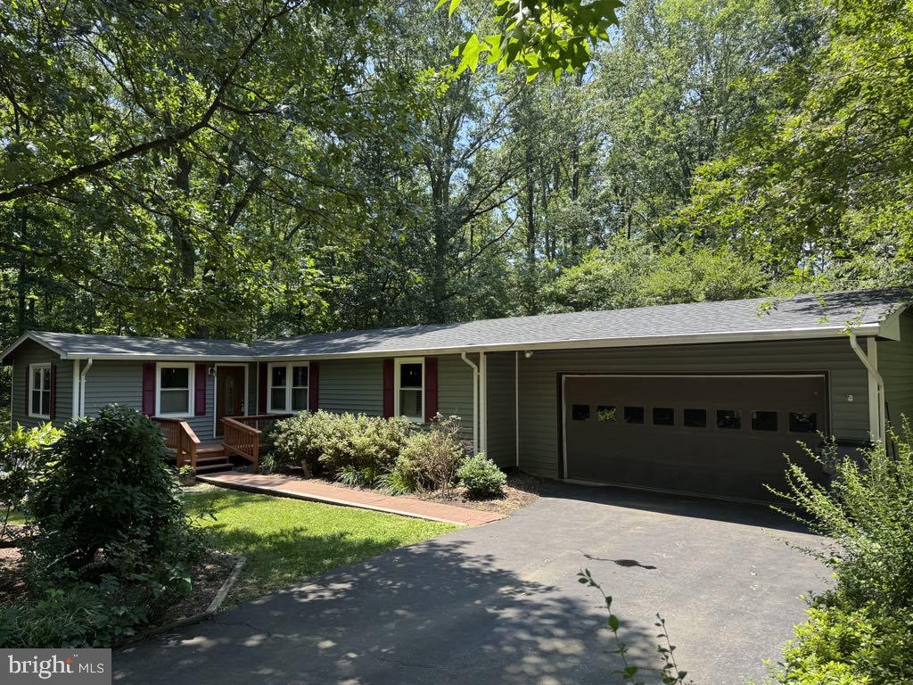 15 RIDGE RD, STAFFORD, Virginia 22556, 3 Bedrooms Bedrooms, ,2 BathroomsBathrooms,Residential,For sale,15 RIDGE RD,VAST2040140 MLS # VAST2040140