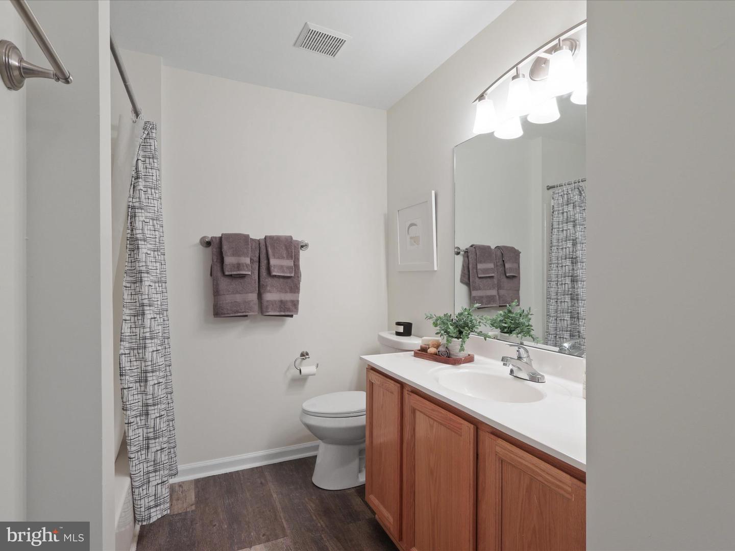 25449 MORSE DR, CHANTILLY, Virginia 20152, 3 Bedrooms Bedrooms, ,3 BathroomsBathrooms,Residential,For sale,25449 MORSE DR,VALO2100606 MLS # VALO2100606