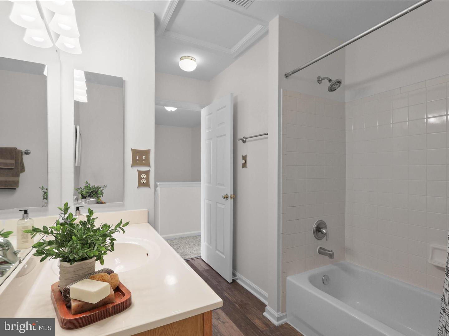25449 MORSE DR, CHANTILLY, Virginia 20152, 3 Bedrooms Bedrooms, ,3 BathroomsBathrooms,Residential,For sale,25449 MORSE DR,VALO2100606 MLS # VALO2100606