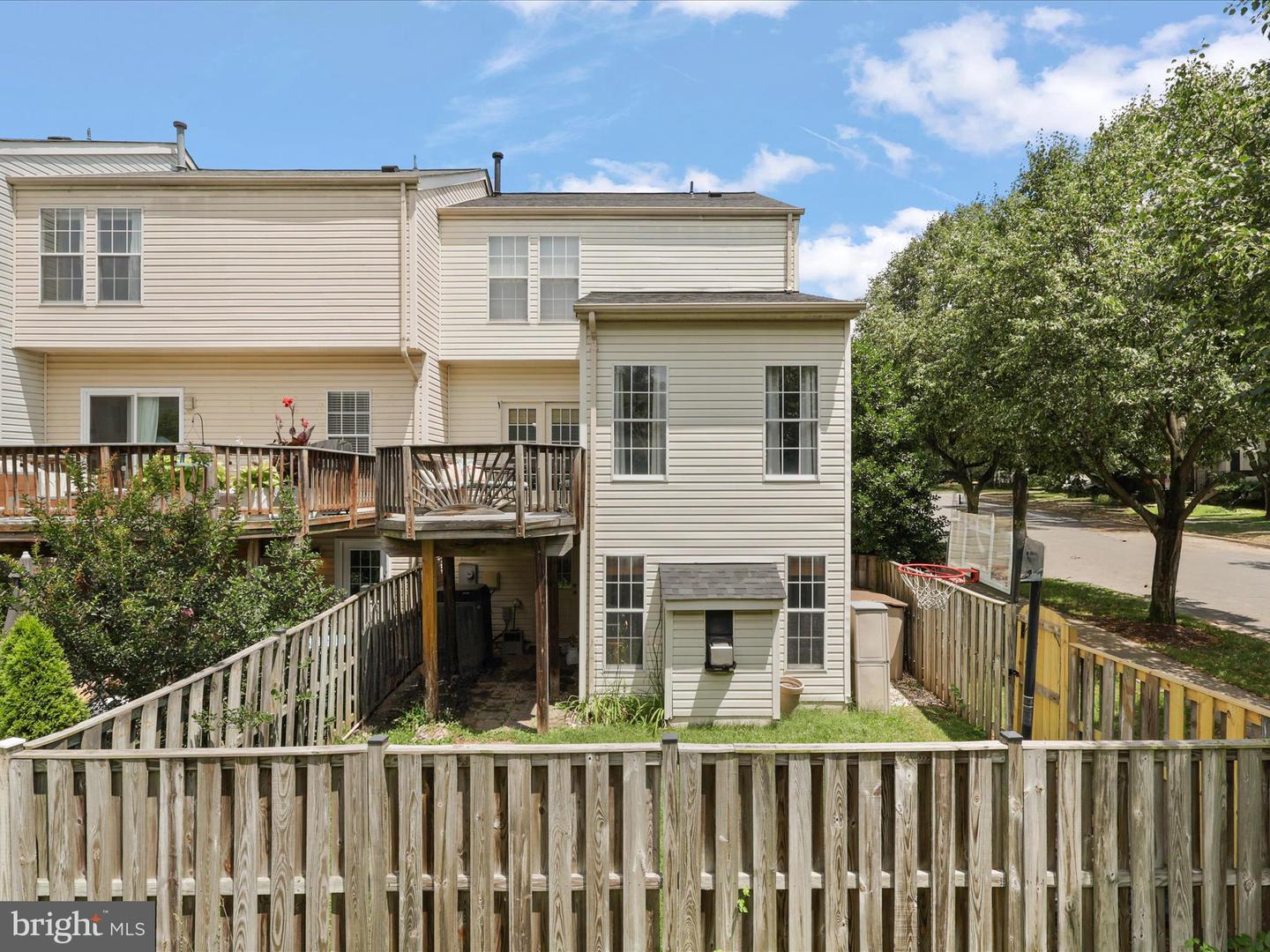 25449 MORSE DR, CHANTILLY, Virginia 20152, 3 Bedrooms Bedrooms, ,3 BathroomsBathrooms,Residential,For sale,25449 MORSE DR,VALO2100606 MLS # VALO2100606
