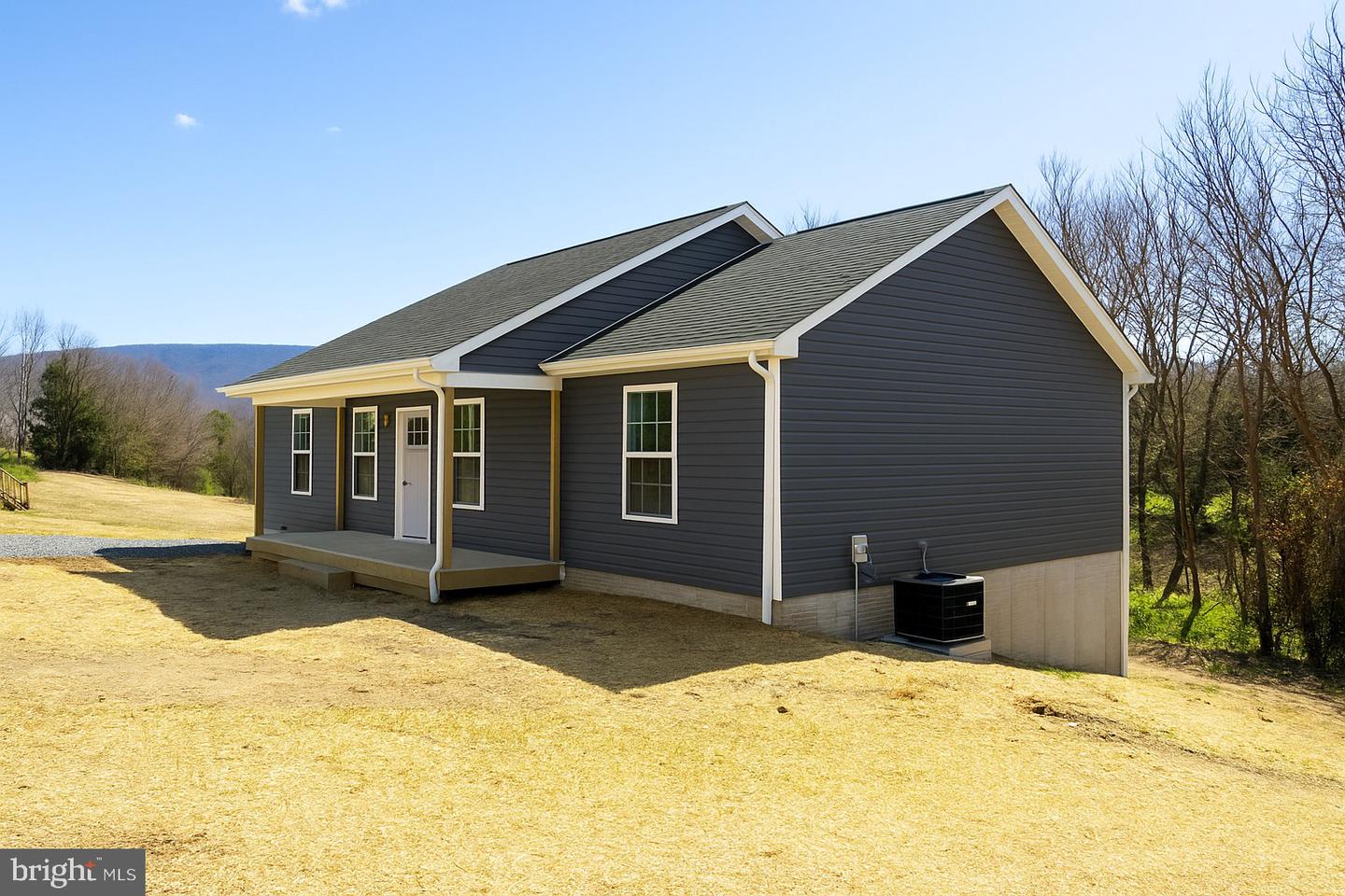 SENEDO RD, MOUNT JACKSON, Virginia 22842, 3 Bedrooms Bedrooms, ,2 BathroomsBathrooms,Residential,For sale,SENEDO RD,VASH2011862 MLS # VASH2011862