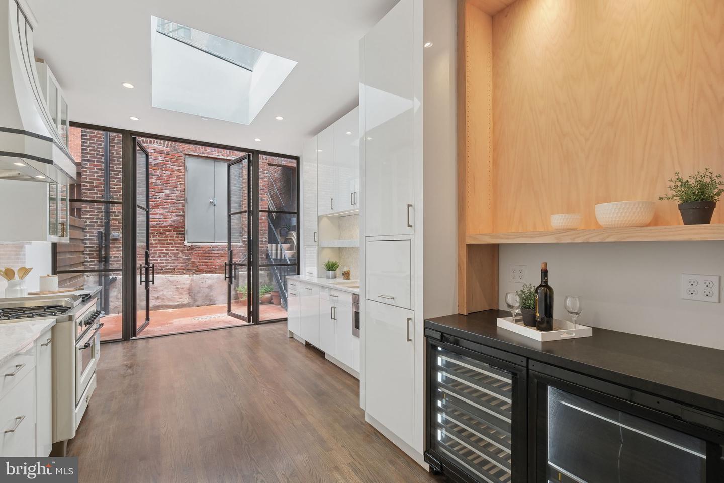 1845 VERNON ST NW, WASHINGTON, District Of Columbia 20009, 4 Bedrooms Bedrooms, ,3 BathroomsBathrooms,Residential,For sale,1845 VERNON ST NW,DCDC2208832 MLS # DCDC2208832