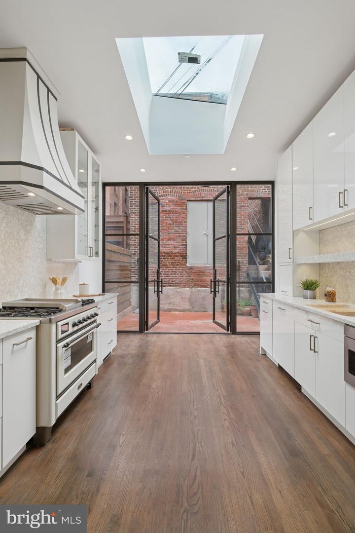 1845 VERNON ST NW, WASHINGTON, District Of Columbia 20009, 4 Bedrooms Bedrooms, ,3 BathroomsBathrooms,Residential,For sale,1845 VERNON ST NW,DCDC2208832 MLS # DCDC2208832