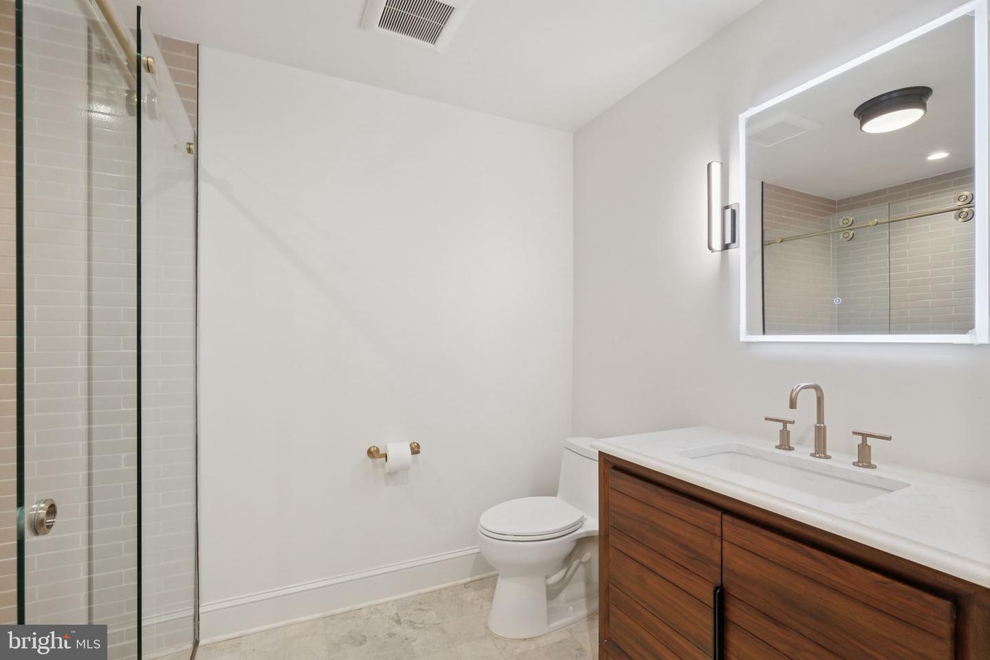 1845 VERNON ST NW, WASHINGTON, District Of Columbia 20009, 4 Bedrooms Bedrooms, ,3 BathroomsBathrooms,Residential,For sale,1845 VERNON ST NW,DCDC2208832 MLS # DCDC2208832