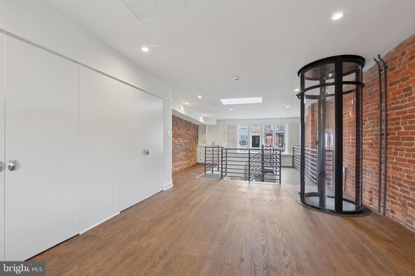 1845 VERNON ST NW, WASHINGTON, District Of Columbia 20009, 4 Bedrooms Bedrooms, ,3 BathroomsBathrooms,Residential,For sale,1845 VERNON ST NW,DCDC2208832 MLS # DCDC2208832
