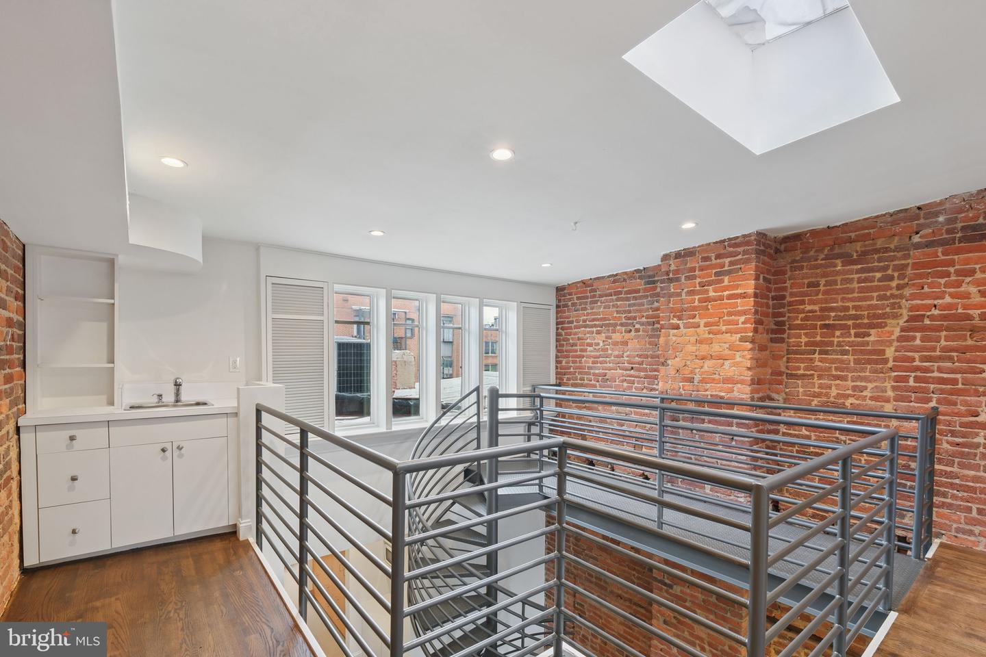 1845 VERNON ST NW, WASHINGTON, District Of Columbia 20009, 4 Bedrooms Bedrooms, ,3 BathroomsBathrooms,Residential,For sale,1845 VERNON ST NW,DCDC2208832 MLS # DCDC2208832
