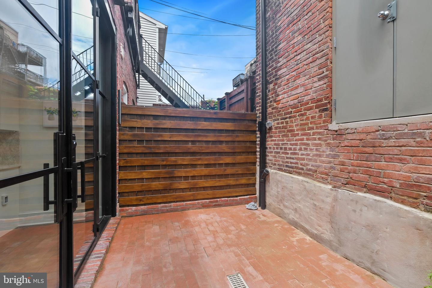 1845 VERNON ST NW, WASHINGTON, District Of Columbia 20009, 4 Bedrooms Bedrooms, ,3 BathroomsBathrooms,Residential,For sale,1845 VERNON ST NW,DCDC2208832 MLS # DCDC2208832