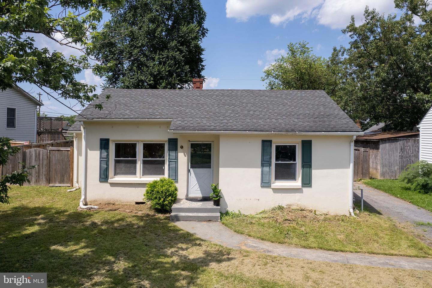 143 DOWELL J CIR, WINCHESTER, Virginia 22602, 3 Bedrooms Bedrooms, ,1 BathroomBathrooms,Residential,For sale,143 DOWELL J CIR,VAFV2035286 MLS # VAFV2035286