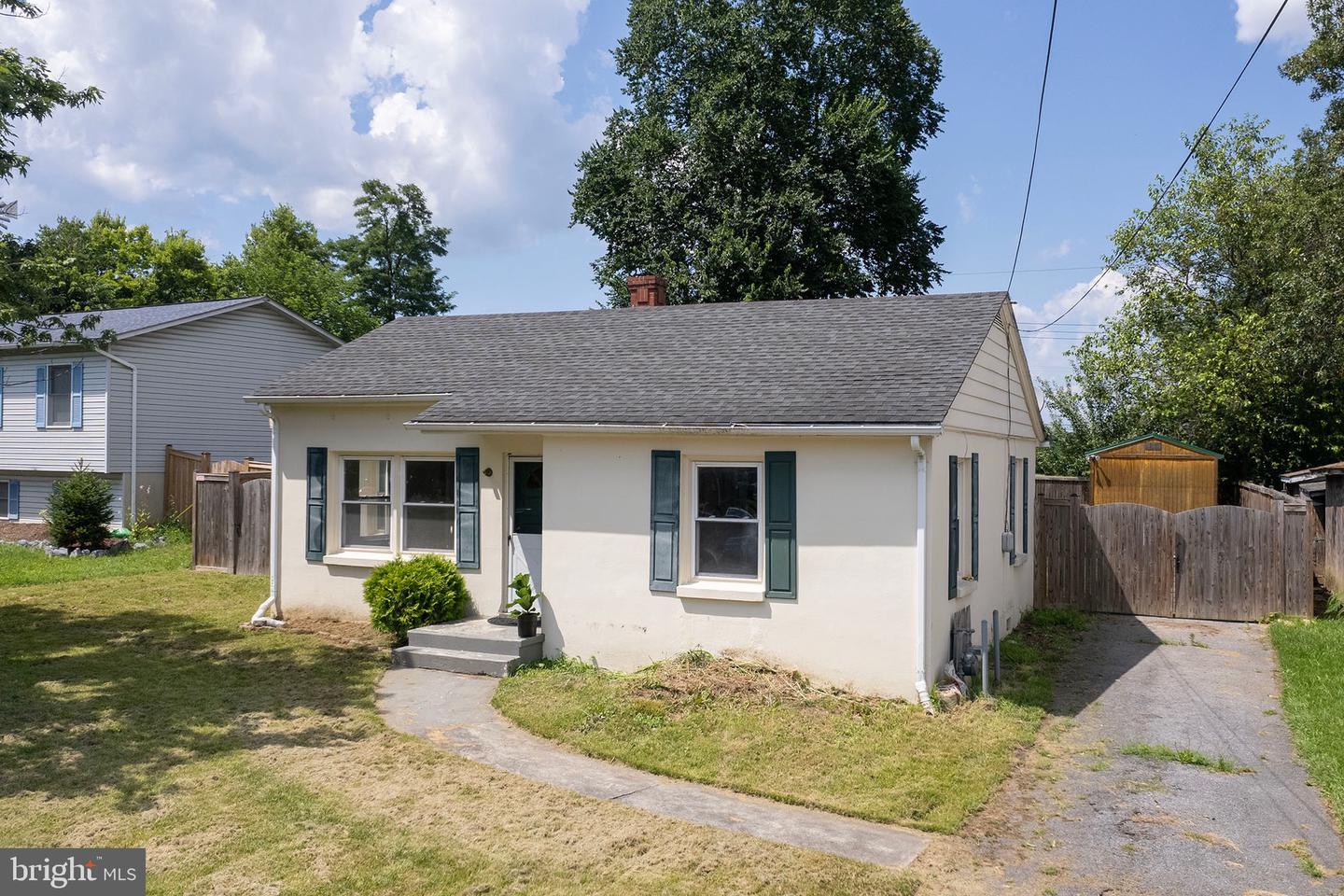 143 DOWELL J CIR, WINCHESTER, Virginia 22602, 3 Bedrooms Bedrooms, ,1 BathroomBathrooms,Residential,For sale,143 DOWELL J CIR,VAFV2035286 MLS # VAFV2035286