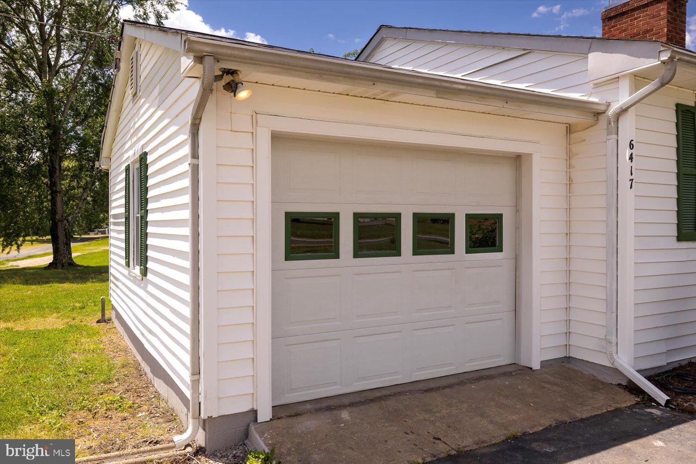 6417 COURTHOUSE RD, SPOTSYLVANIA, Virginia 22551, 3 Bedrooms Bedrooms, 6 Rooms Rooms,2 BathroomsBathrooms,Residential,For sale,6417 COURTHOUSE RD,VASP2034572 MLS # VASP2034572