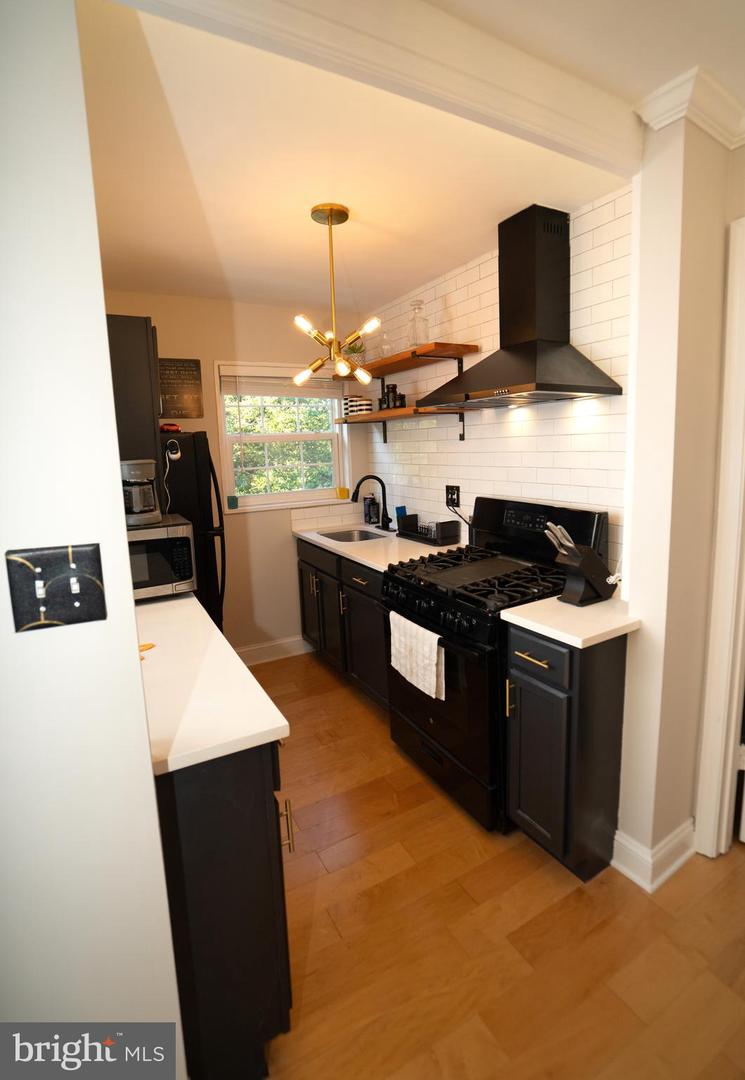 2237 FARRINGTON AVE #06-201, ALEXANDRIA, Virginia 22303, 1 Bedroom Bedrooms, ,1 BathroomBathrooms,Residential,For sale,2237 FARRINGTON AVE #06-201,VAFX2254306 MLS # VAFX2254306
