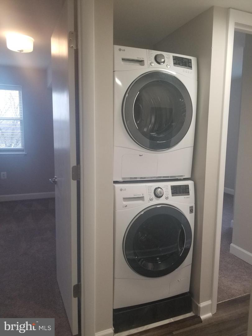 2647 MARTIN LUTHER KING JR AVE SE #203, WASHINGTON, District Of Columbia 20020, 2 Bedrooms Bedrooms, ,1 BathroomBathrooms,Residential,For sale,2647 MARTIN LUTHER KING JR AVE SE #203,DCDC2195362 MLS # DCDC2195362