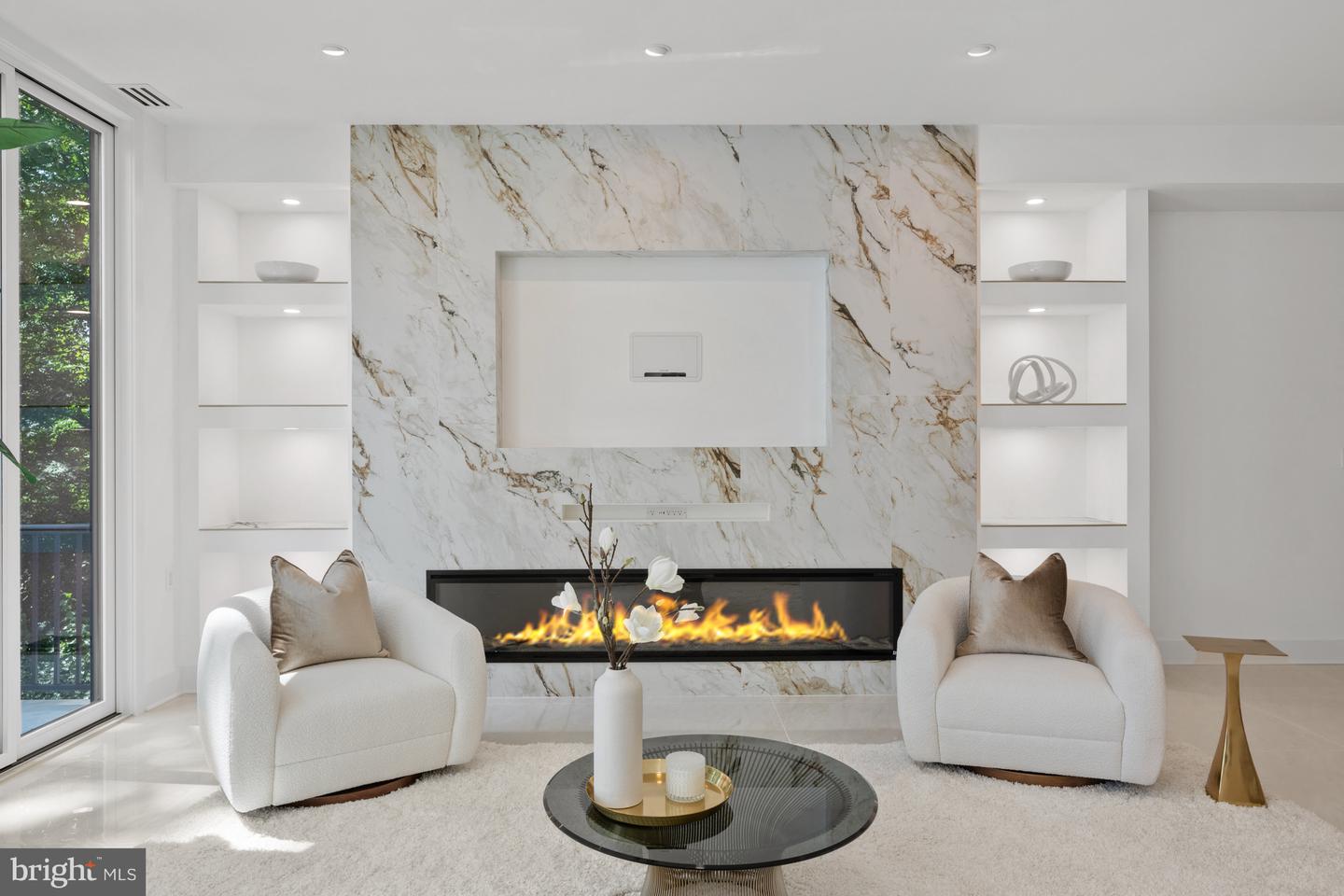 2321 N RICHMOND ST, ARLINGTON, Virginia 22207, 5 Bedrooms Bedrooms, ,5 BathroomsBathrooms,Residential,For sale,2321 N RICHMOND ST,VAAR2059680 MLS # VAAR2059680