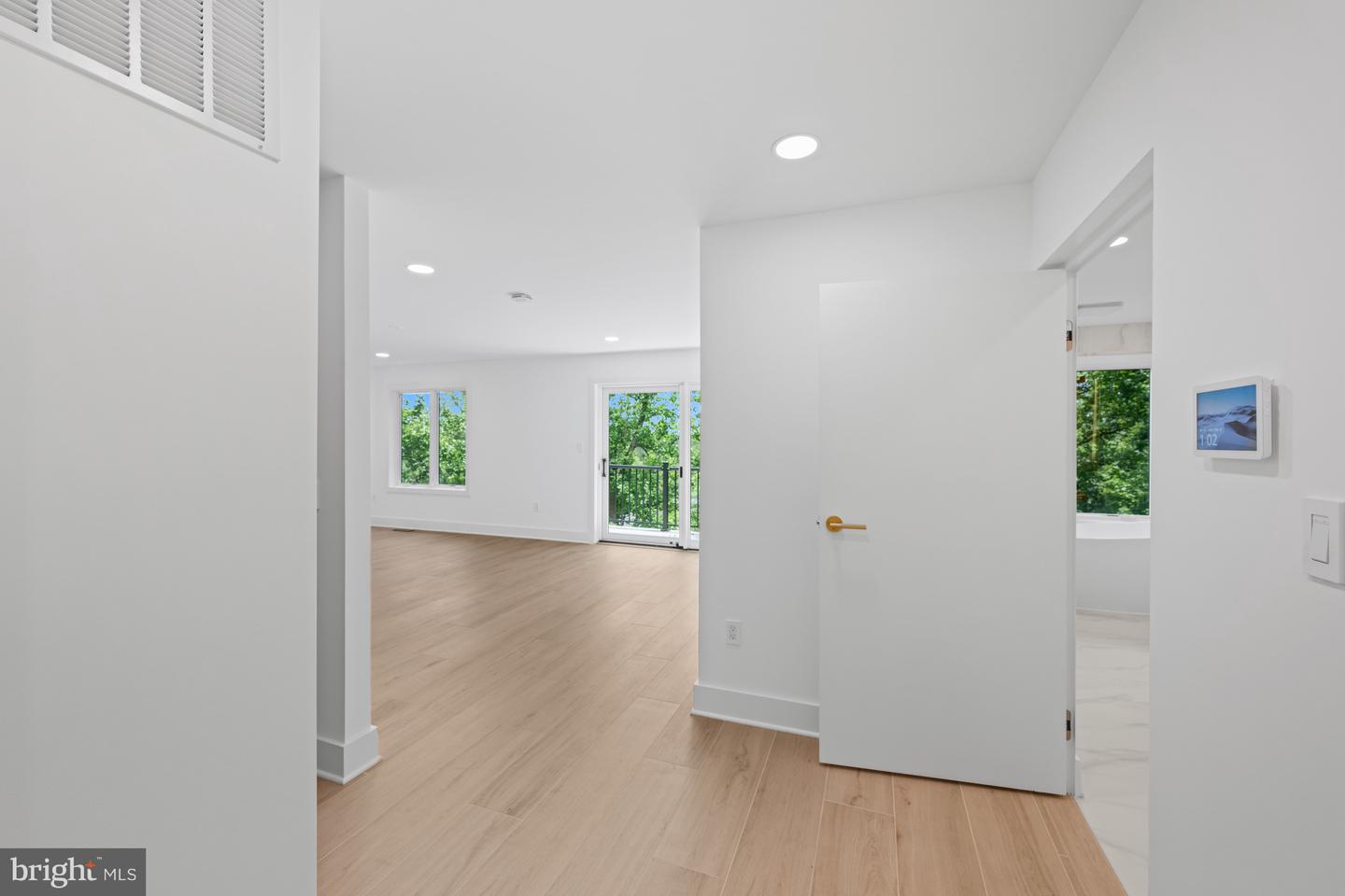 2321 N RICHMOND ST, ARLINGTON, Virginia 22207, 5 Bedrooms Bedrooms, ,5 BathroomsBathrooms,Residential,For sale,2321 N RICHMOND ST,VAAR2059680 MLS # VAAR2059680
