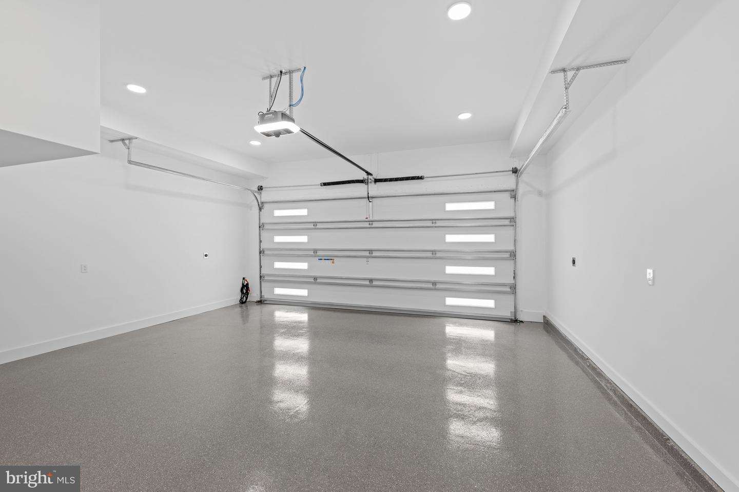 2321 N RICHMOND ST, ARLINGTON, Virginia 22207, 5 Bedrooms Bedrooms, ,5 BathroomsBathrooms,Residential,For sale,2321 N RICHMOND ST,VAAR2059680 MLS # VAAR2059680