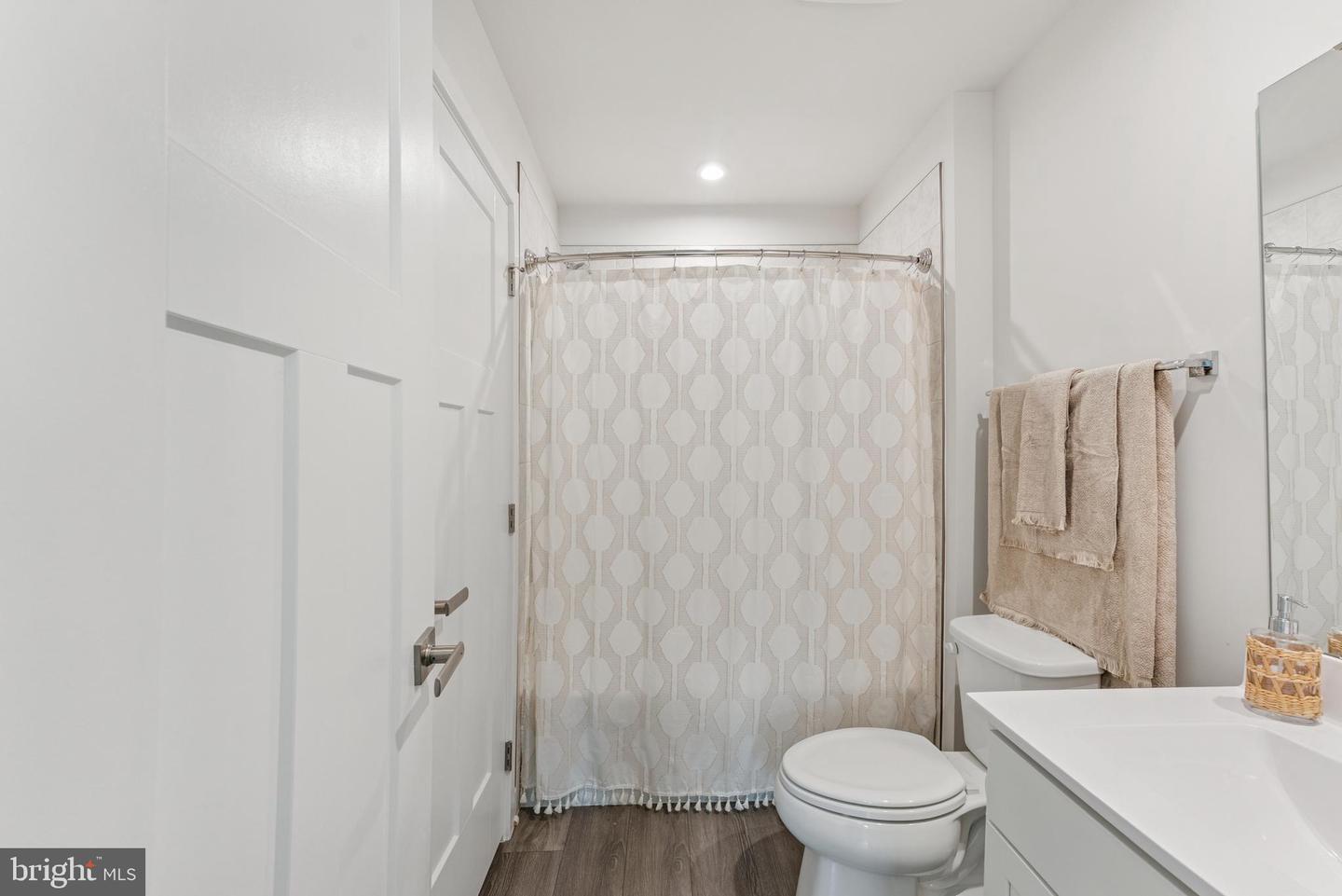 14044 SUNRISE VALLEY DRIVE, HERNDON, Virginia 20171, 3 Bedrooms Bedrooms, ,3 BathroomsBathrooms,Residential,For sale,14044 SUNRISE VALLEY DRIVE,VAFX2252732 MLS # VAFX2252732