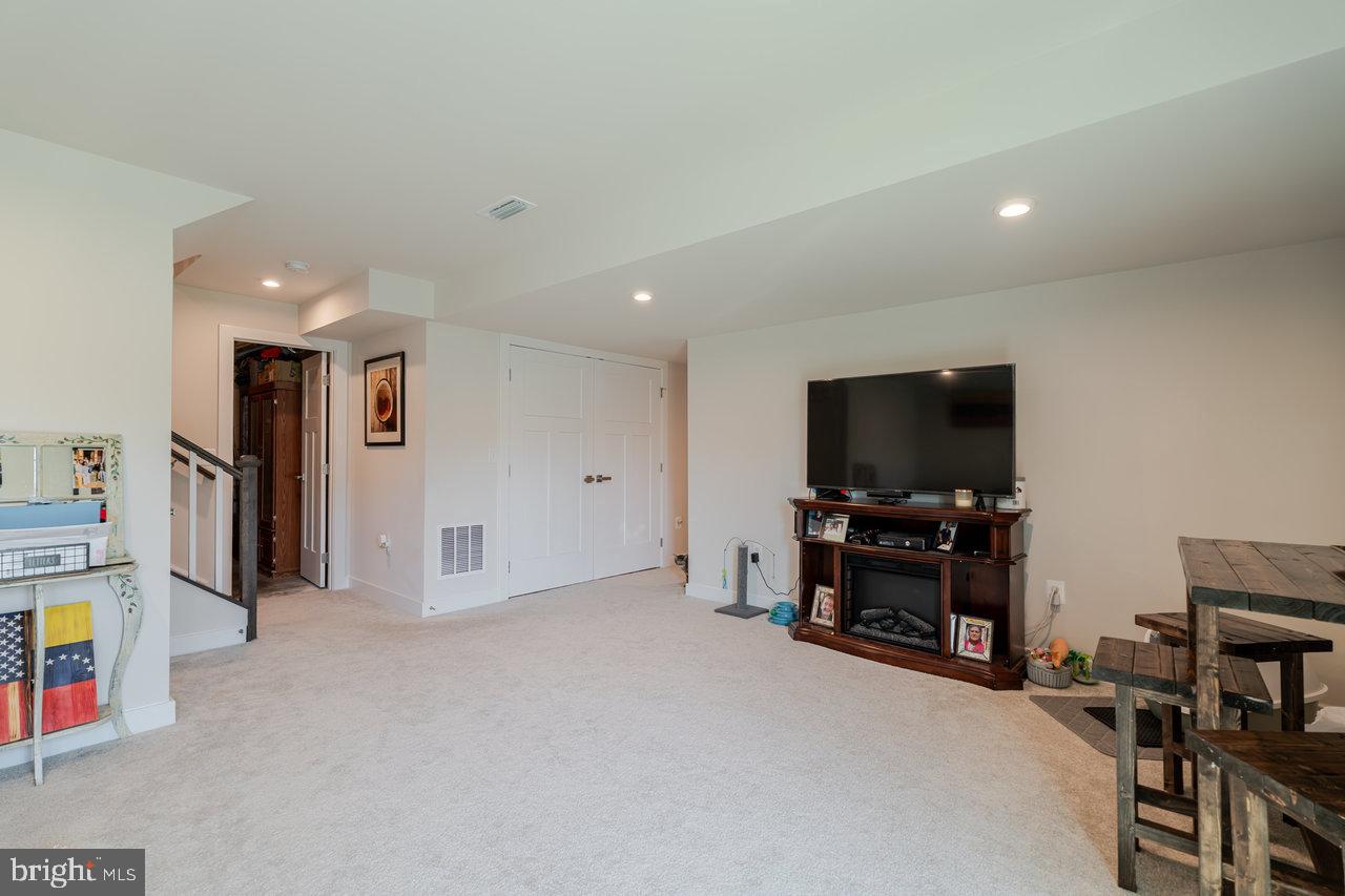 2758 DORVAL ROAD, HARRISONBURG, Virginia 22801, 5 Bedrooms Bedrooms, ,3 BathroomsBathrooms,Residential,For sale,2758 DORVAL ROAD,VAHC2000438 MLS # VAHC2000438