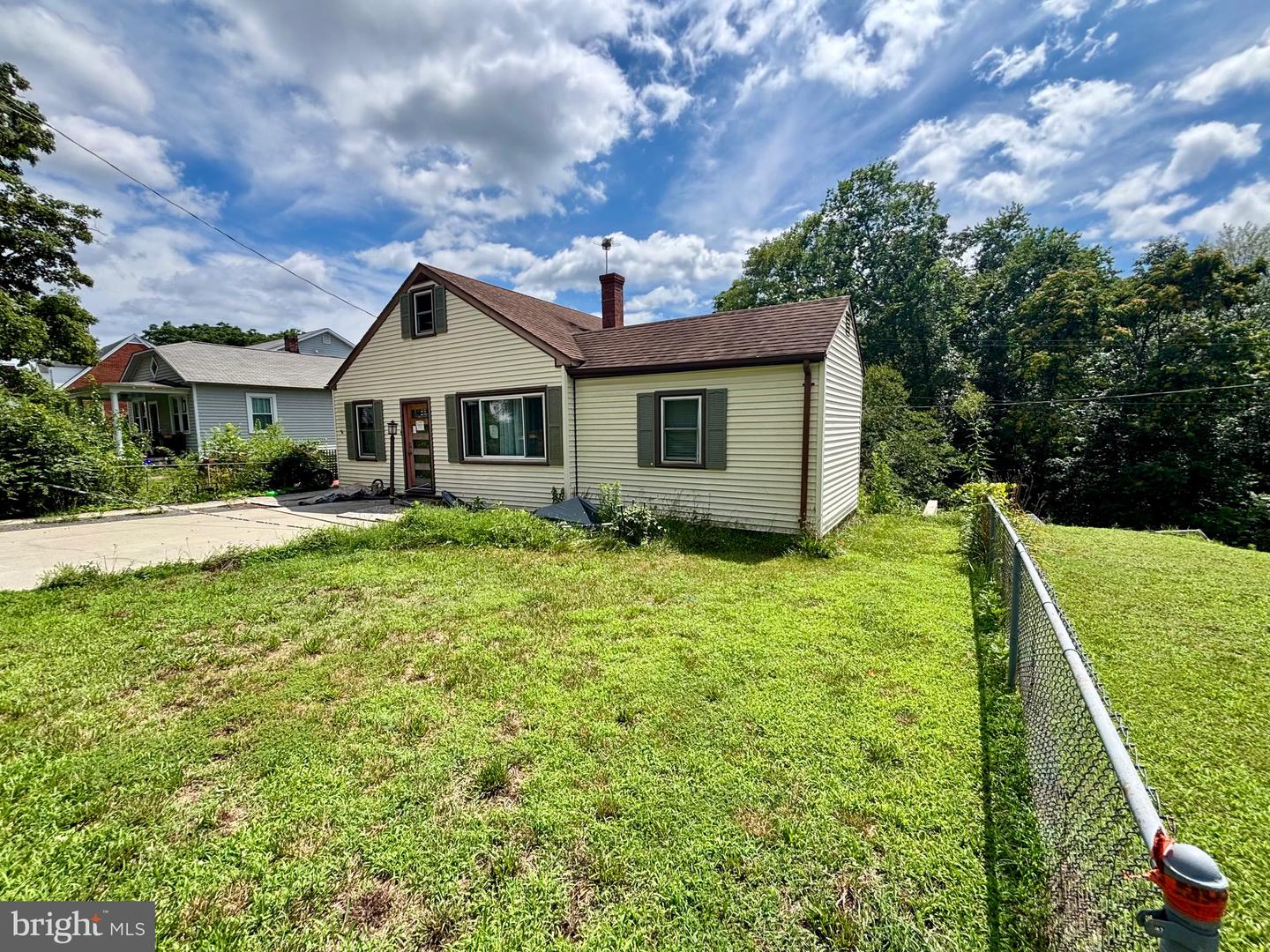 1021 CLEARVIEW AVE, FREDERICKSBURG, Virginia 22405, 3 Bedrooms Bedrooms, ,1 BathroomBathrooms,Residential,For sale,1021 CLEARVIEW AVE,VAST2040564 MLS # VAST2040564