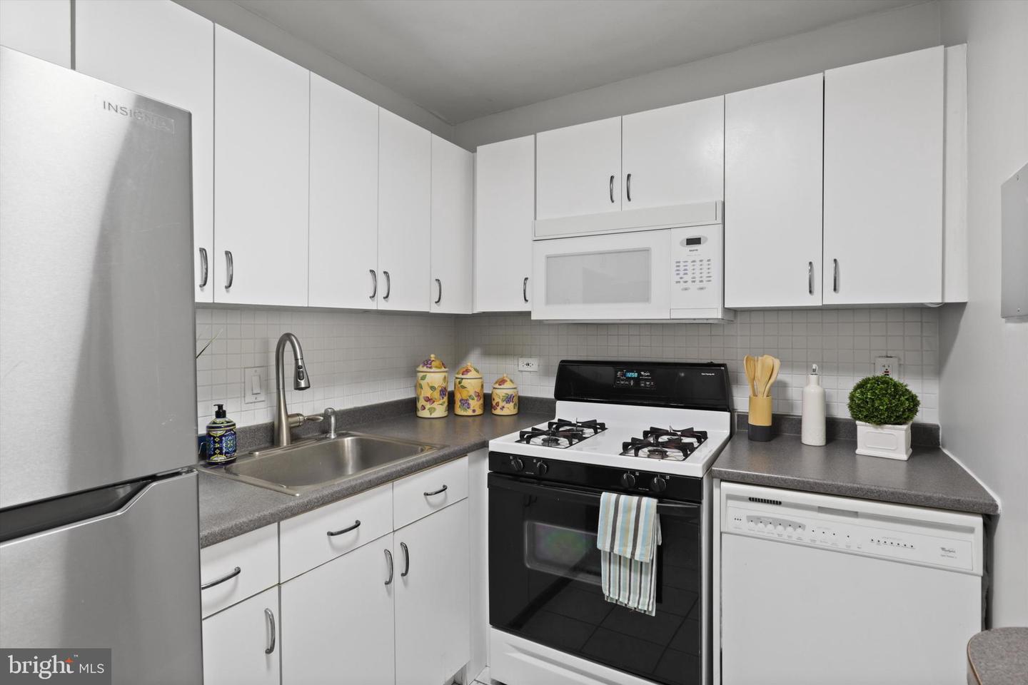 1260 21ST ST NW #108, WASHINGTON, District Of Columbia 20036, 1 Bedroom Bedrooms, ,1 BathroomBathrooms,Residential,For sale,1260 21ST ST NW #108,DCDC2209388 MLS # DCDC2209388