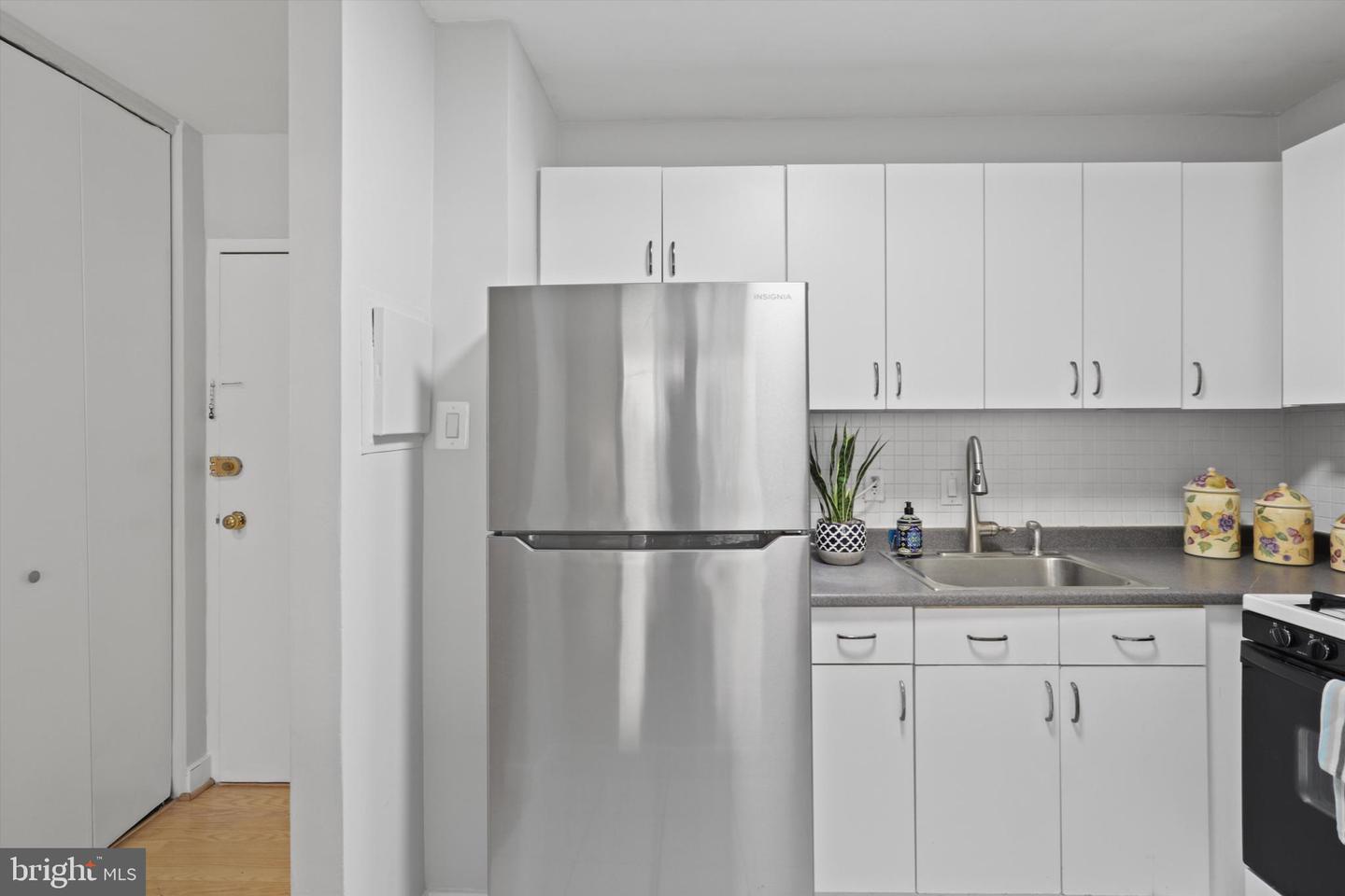 1260 21ST ST NW #108, WASHINGTON, District Of Columbia 20036, 1 Bedroom Bedrooms, ,1 BathroomBathrooms,Residential,For sale,1260 21ST ST NW #108,DCDC2209388 MLS # DCDC2209388