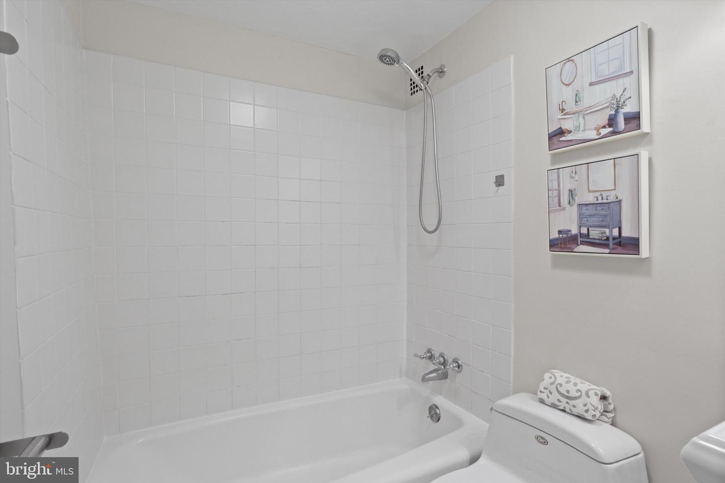 1260 21ST ST NW #108, WASHINGTON, District Of Columbia 20036, 1 Bedroom Bedrooms, ,1 BathroomBathrooms,Residential,For sale,1260 21ST ST NW #108,DCDC2209388 MLS # DCDC2209388
