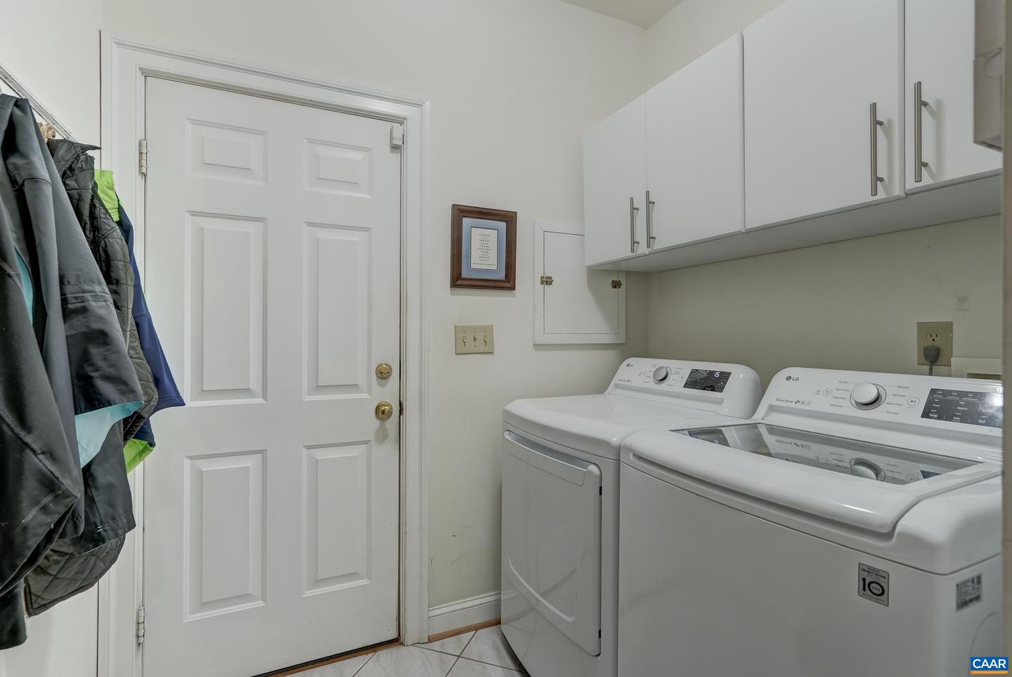 3504 WEDGEWOOD CT, KESWICK, Virginia 22947, 4 Bedrooms Bedrooms, ,3 BathroomsBathrooms,Residential,For sale,3504 WEDGEWOOD CT,666468 MLS # 666468