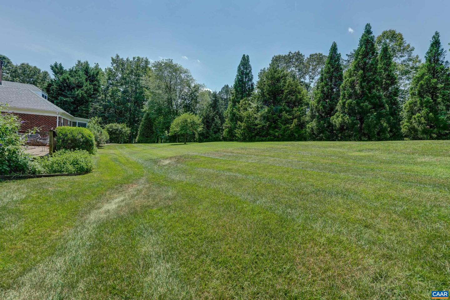 3504 WEDGEWOOD CT, KESWICK, Virginia 22947, 4 Bedrooms Bedrooms, ,3 BathroomsBathrooms,Residential,For sale,3504 WEDGEWOOD CT,666468 MLS # 666468