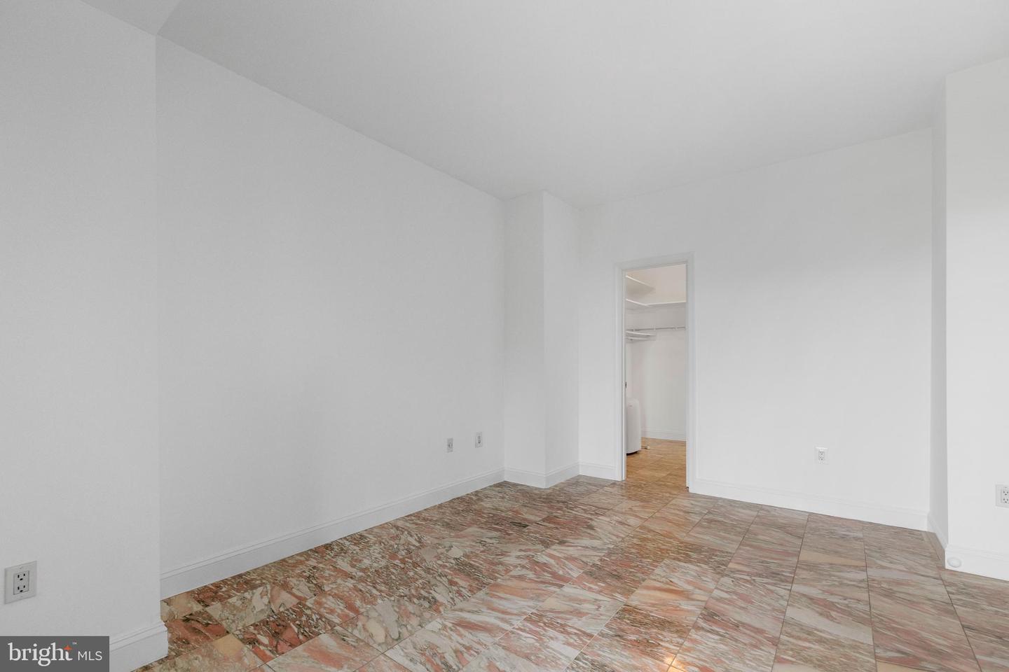 955 26TH ST NW #608, WASHINGTON, District Of Columbia 20037, 1 Bedroom Bedrooms, ,1 BathroomBathrooms,Residential,For sale,955 26TH ST NW #608,DCDC2209536 MLS # DCDC2209536
