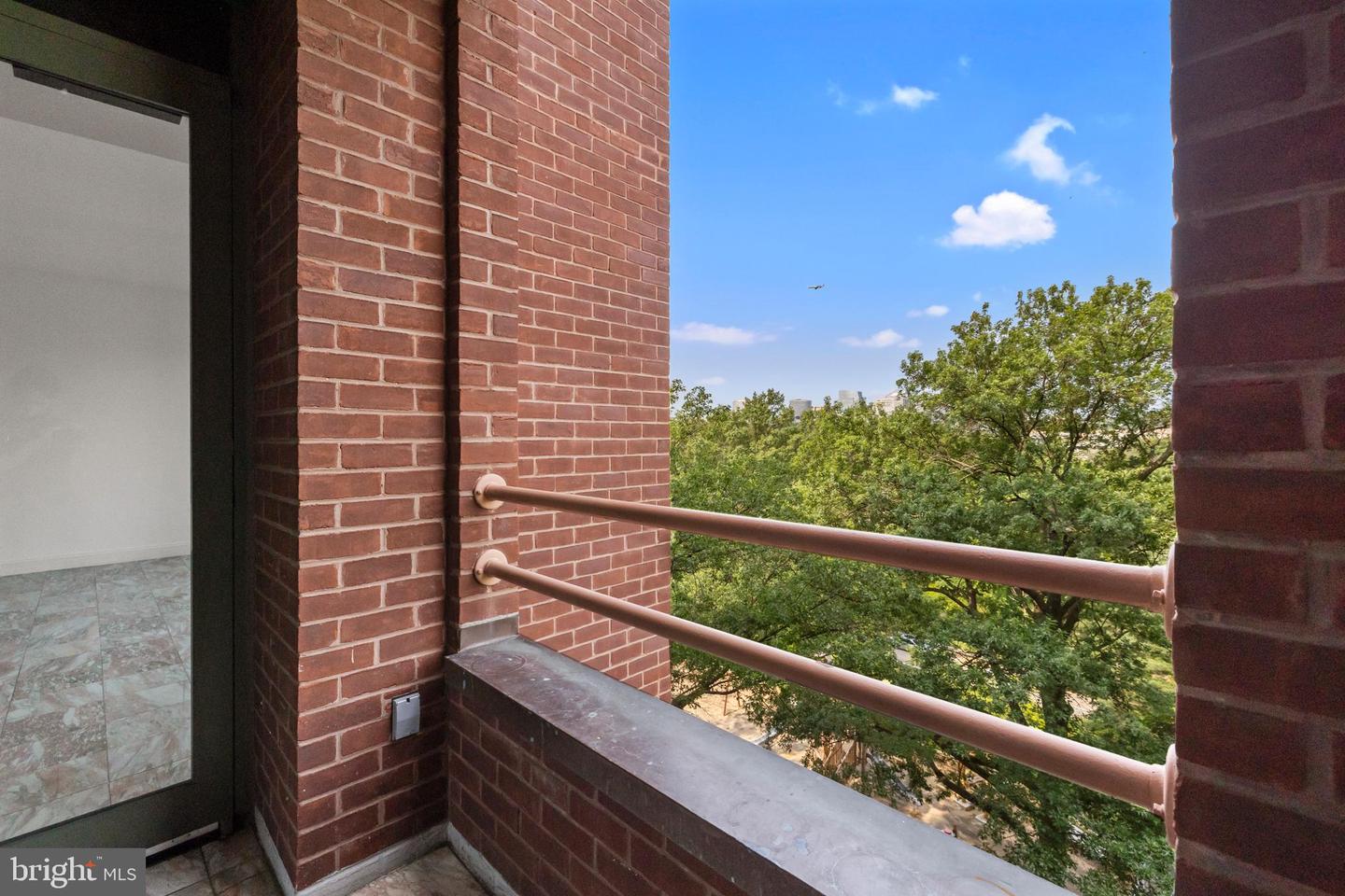 955 26TH ST NW #608, WASHINGTON, District Of Columbia 20037, 1 Bedroom Bedrooms, ,1 BathroomBathrooms,Residential,For sale,955 26TH ST NW #608,DCDC2209536 MLS # DCDC2209536