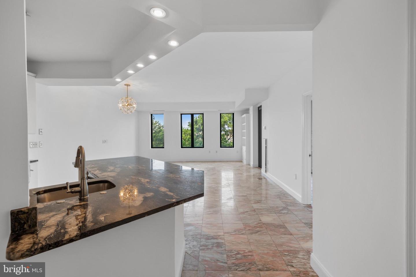 955 26TH ST NW #608, WASHINGTON, District Of Columbia 20037, 1 Bedroom Bedrooms, ,1 BathroomBathrooms,Residential,For sale,955 26TH ST NW #608,DCDC2209536 MLS # DCDC2209536