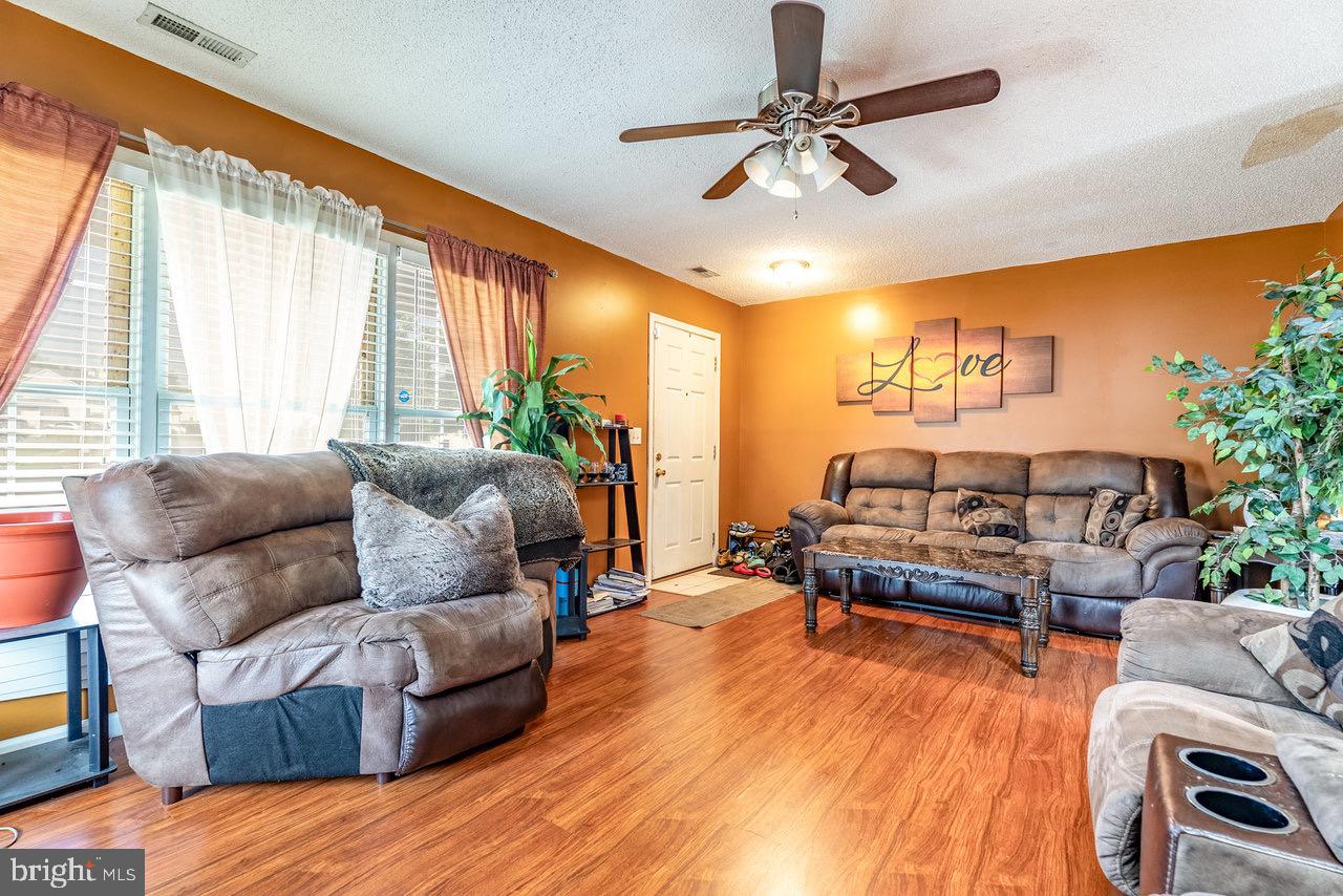 1373 GOLDFINCH DR, HARRISONBURG, Virginia 22802, 3 Bedrooms Bedrooms, ,2 BathroomsBathrooms,Residential,For sale,1373 GOLDFINCH DR,VAHC2000440 MLS # VAHC2000440