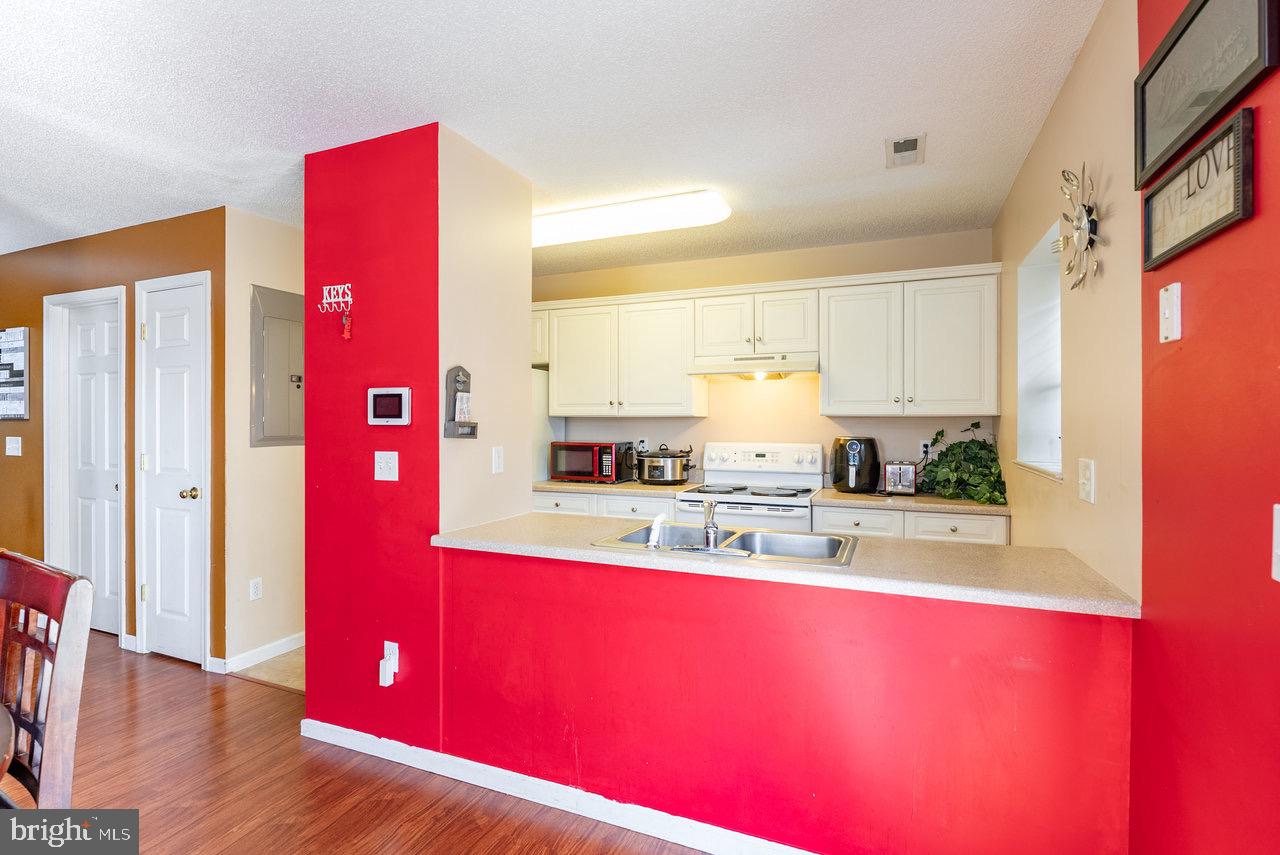 1373 GOLDFINCH DR, HARRISONBURG, Virginia 22802, 3 Bedrooms Bedrooms, ,2 BathroomsBathrooms,Residential,For sale,1373 GOLDFINCH DR,VAHC2000440 MLS # VAHC2000440