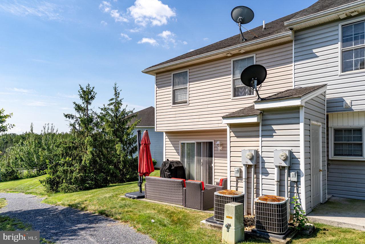 1373 GOLDFINCH DR, HARRISONBURG, Virginia 22802, 3 Bedrooms Bedrooms, ,2 BathroomsBathrooms,Residential,For sale,1373 GOLDFINCH DR,VAHC2000440 MLS # VAHC2000440