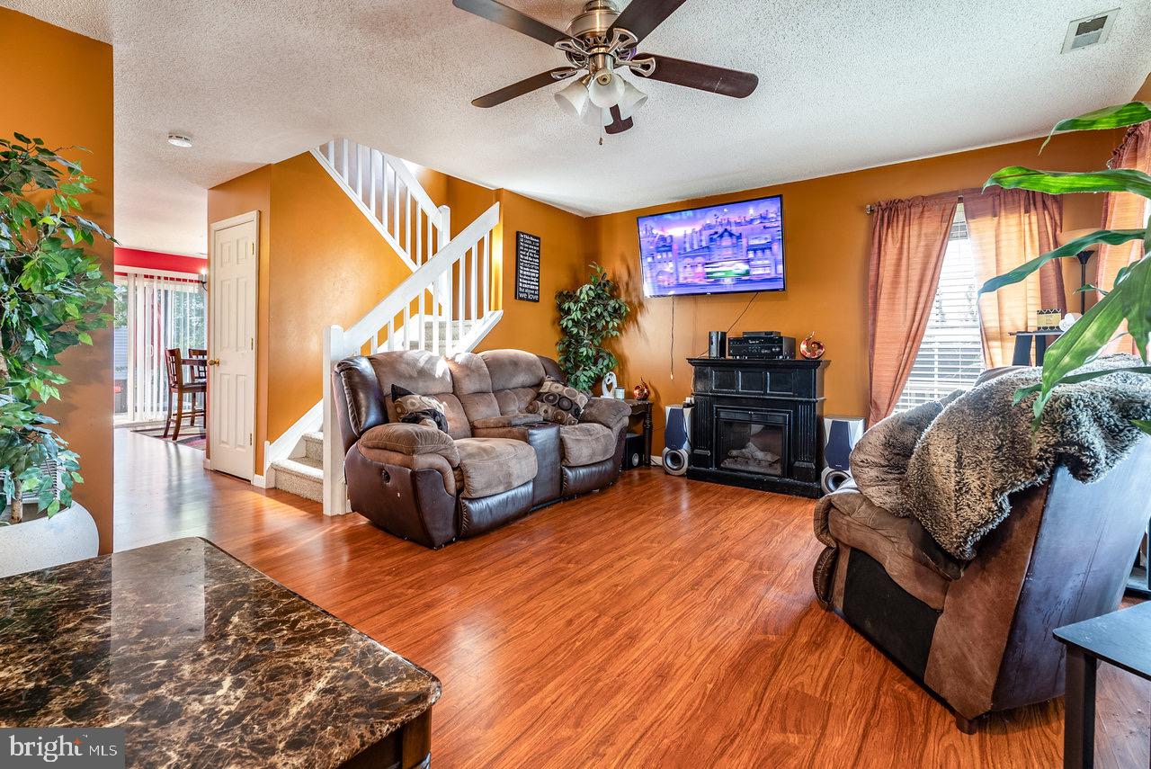 1373 GOLDFINCH DR, HARRISONBURG, Virginia 22802, 3 Bedrooms Bedrooms, ,2 BathroomsBathrooms,Residential,For sale,1373 GOLDFINCH DR,VAHC2000440 MLS # VAHC2000440