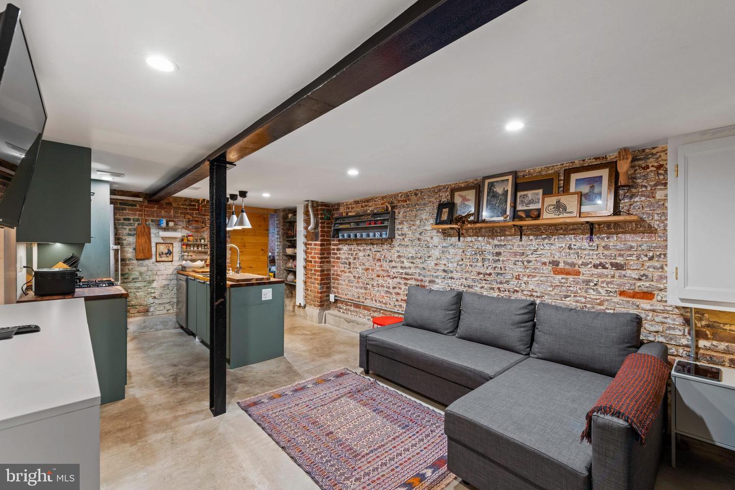 1675 MONTELLO AVE NE, WASHINGTON, District Of Columbia 20002, 4 Bedrooms Bedrooms, ,3 BathroomsBathrooms,Residential,For sale,1675 MONTELLO AVE NE,DCDC2186842 MLS # DCDC2186842