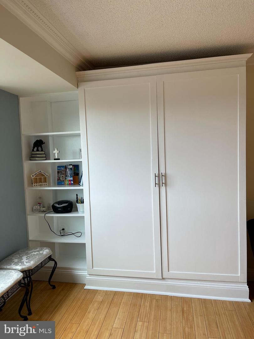 2500 N VAN DORN #1411, ALEXANDRIA, Virginia 22302, ,1 BathroomBathrooms,Residential,For sale,2500 N VAN DORN #1411,VAAX2042930 MLS # VAAX2042930