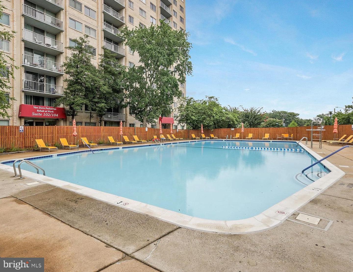 2500 N VAN DORN #1411, ALEXANDRIA, Virginia 22302, ,1 BathroomBathrooms,Residential,For sale,2500 N VAN DORN #1411,VAAX2042930 MLS # VAAX2042930