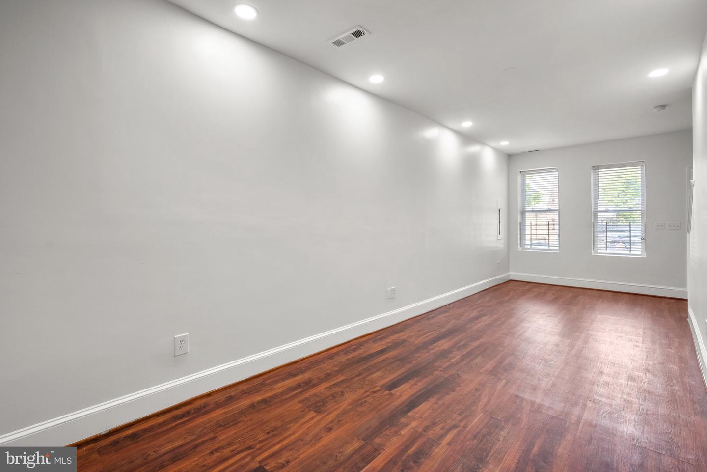66 O ST NW, WASHINGTON, District Of Columbia 20001, 2 Bedrooms Bedrooms, ,2 BathroomsBathrooms,Residential,For sale,66 O ST NW,DCDC2198948 MLS # DCDC2198948