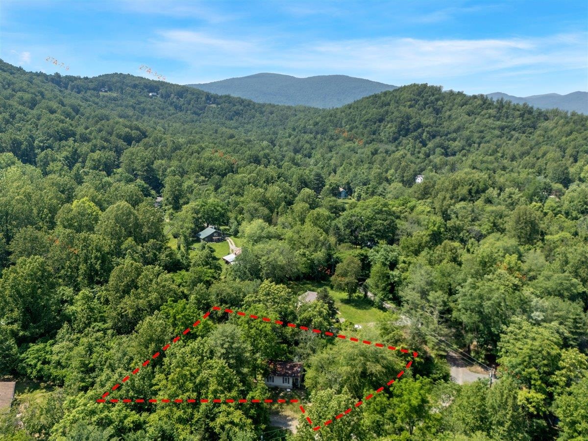 114 SUNRISE VW, STANARDSVILLE, Virginia 22973, 2 Bedrooms Bedrooms, ,1 BathroomBathrooms,Residential,Miles Family,114 SUNRISE VW,666528 MLS # 666528